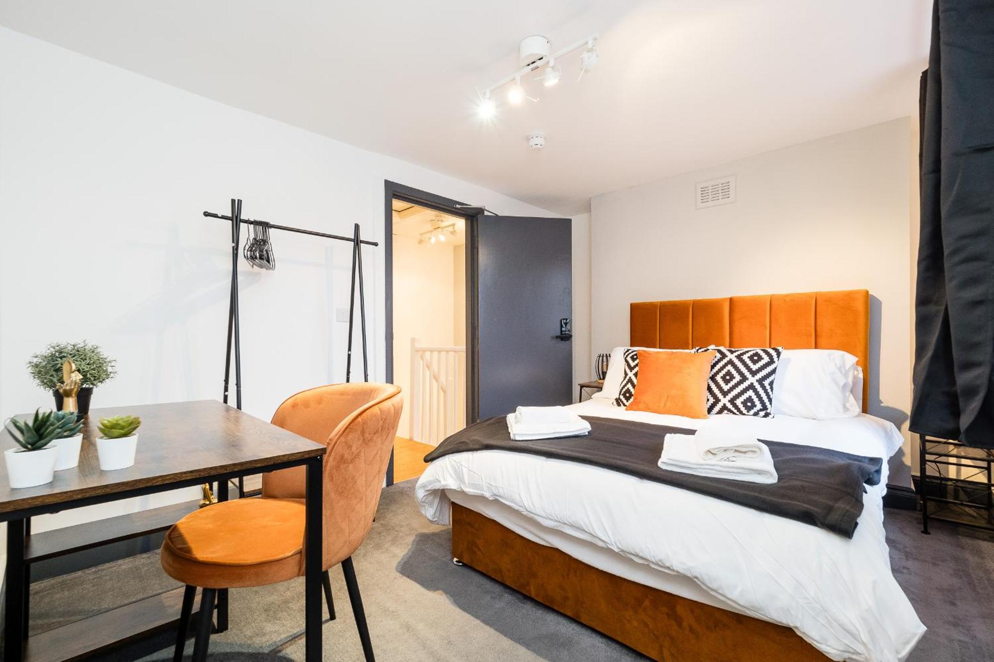 Spacious 6 Ensuite Bedroom House In Central 런던 외부 사진
