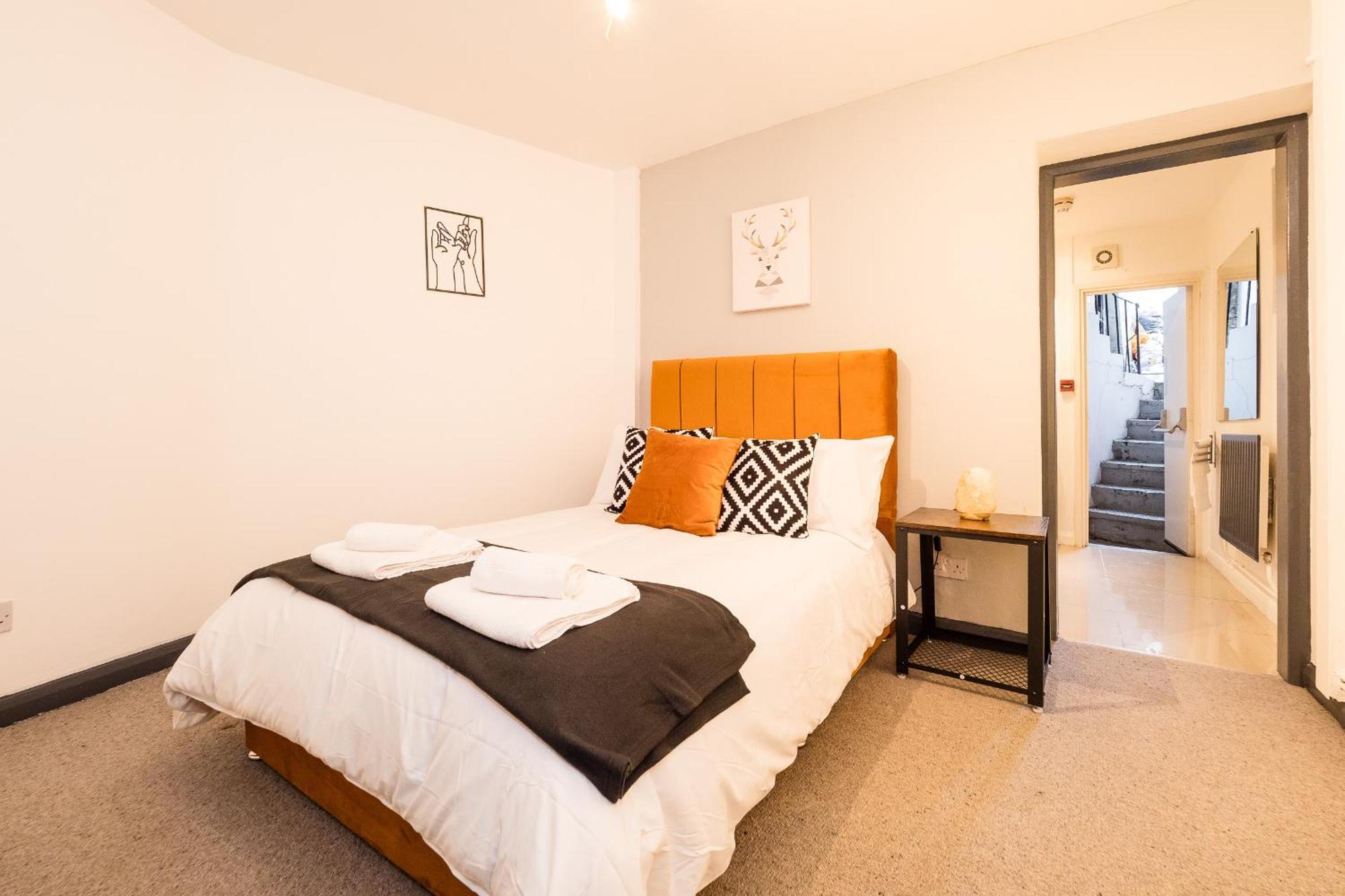 Spacious 6 Ensuite Bedroom House In Central 런던 외부 사진