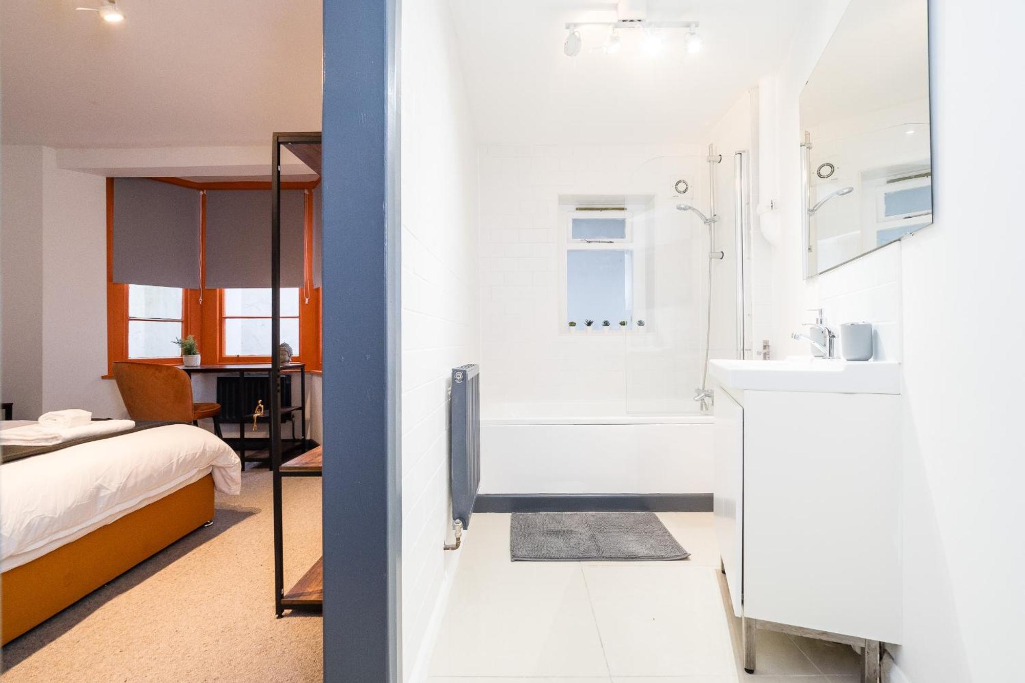 Spacious 6 Ensuite Bedroom House In Central 런던 외부 사진
